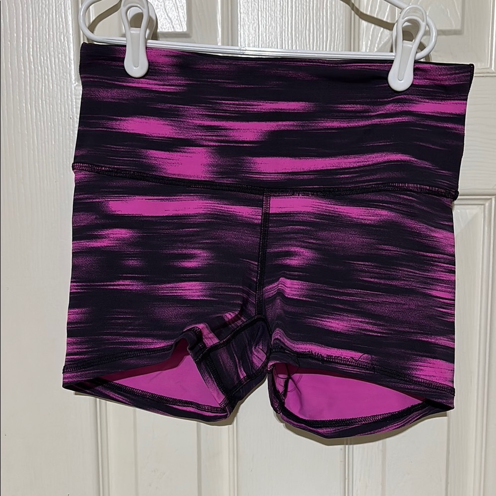 2Pood Women's Pink and Black Patterned Shorts
